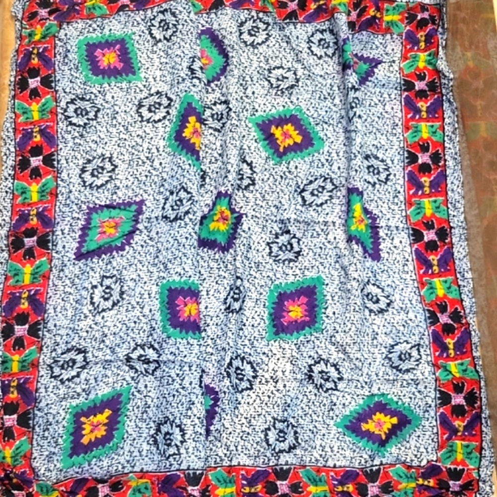 Colorful Geometric Patterned Scarf - Picture 2 of 6